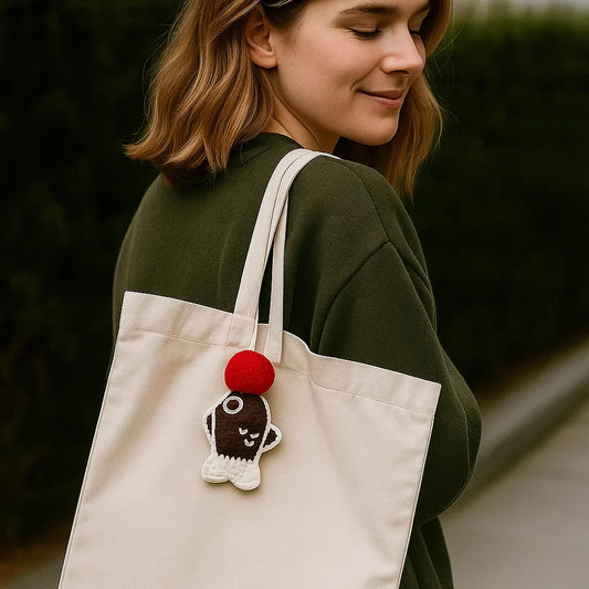 🐟 Handmade Crochet Fish-Shaped Lipstick Purse